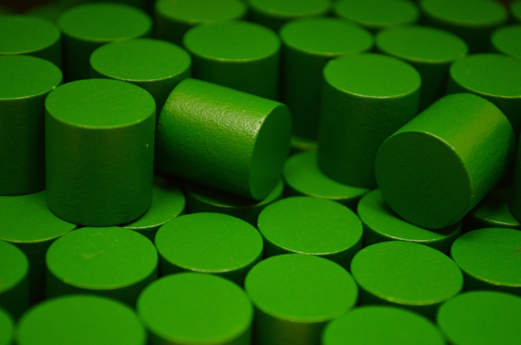 Green Wooden Cylinders (15mm)