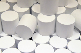White Wooden Cylinders (15mm)
