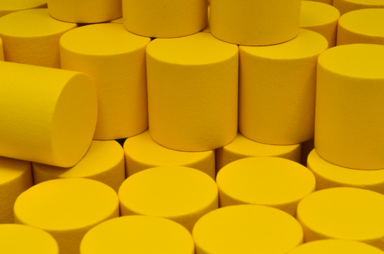 Yellow Wooden Cylinders (15x15mm)